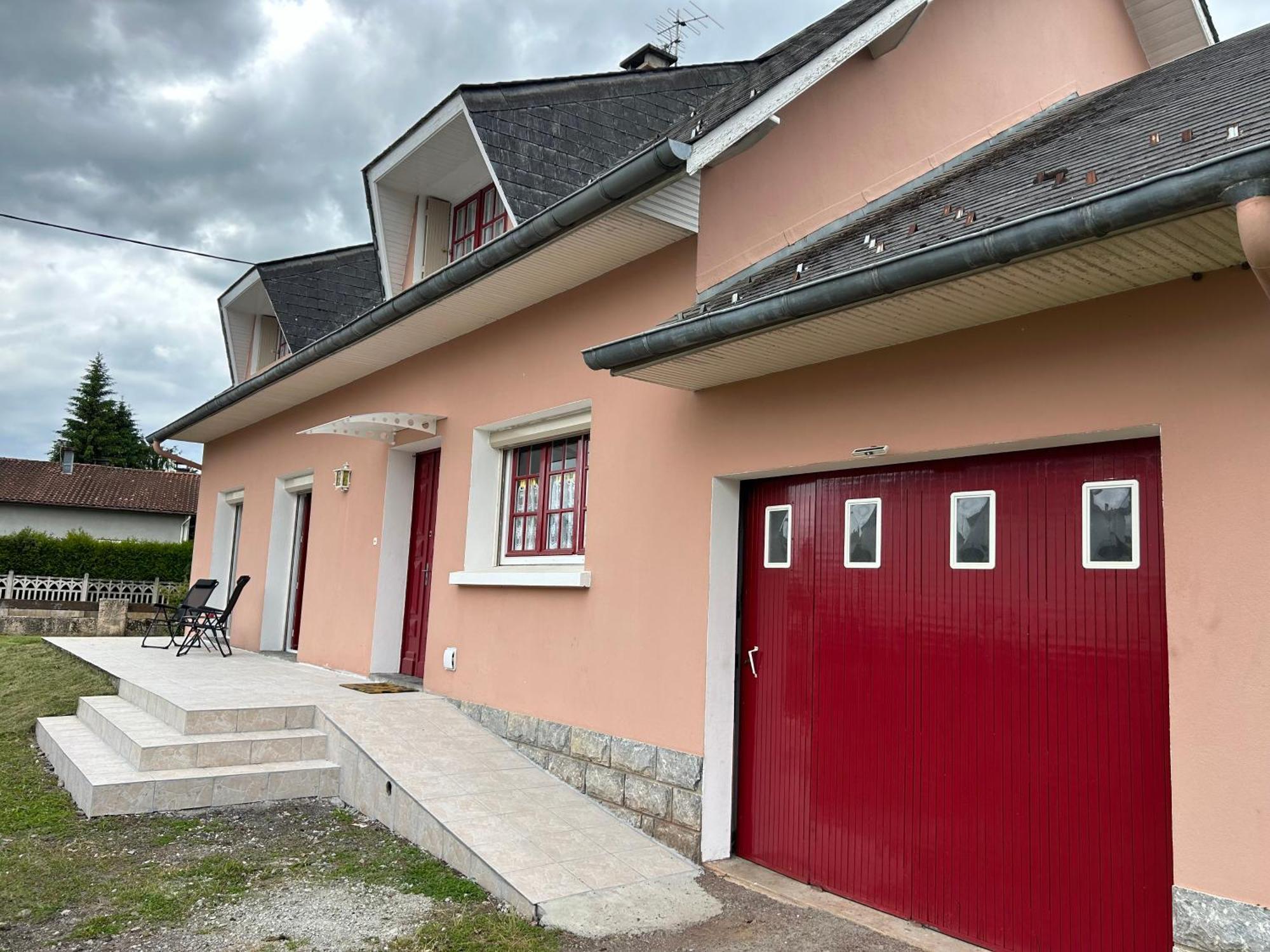 Gite La Maison Rose Lannemezan Exteriör bild