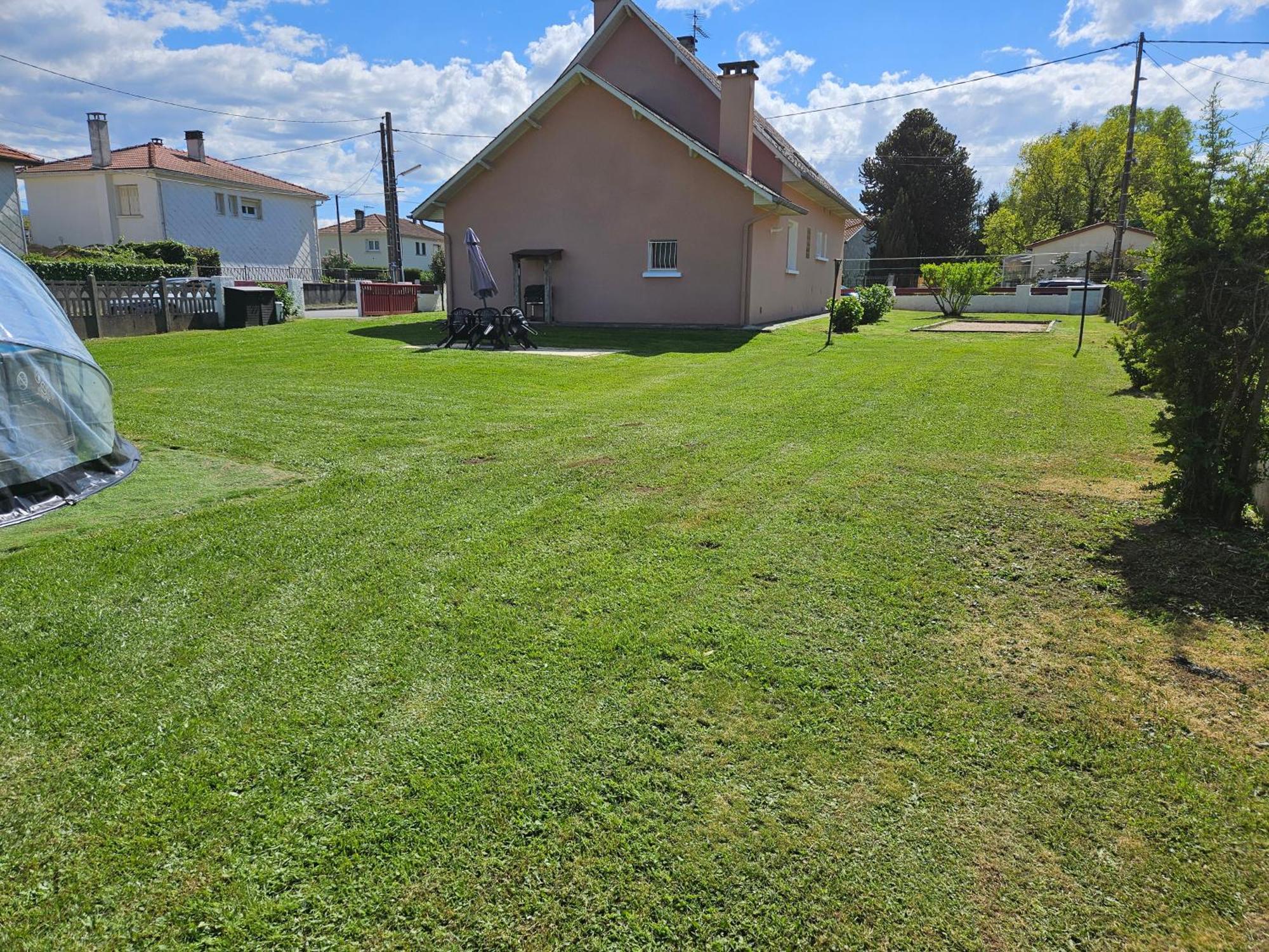 Gite La Maison Rose Lannemezan Exteriör bild
